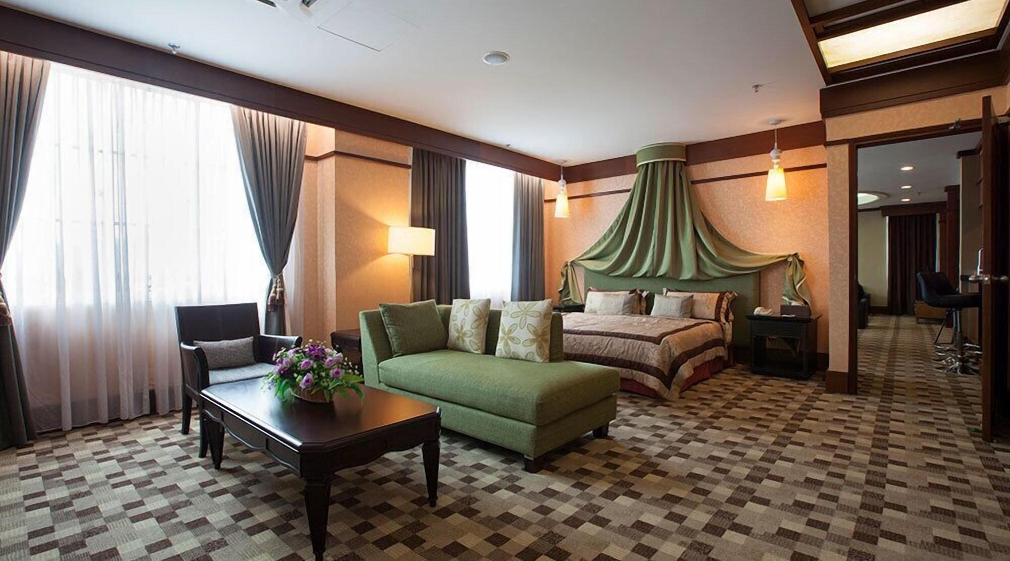 Hotel Seri Malaysia Lawas Exterior foto